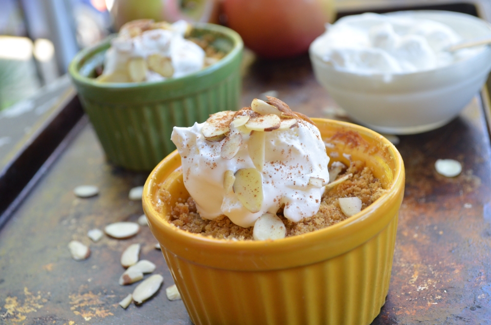 apple crumble ramekins